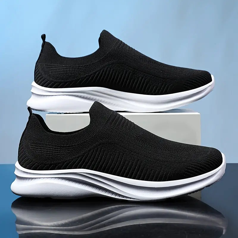 Lightweight walking sneakers with a breathable mesh upper