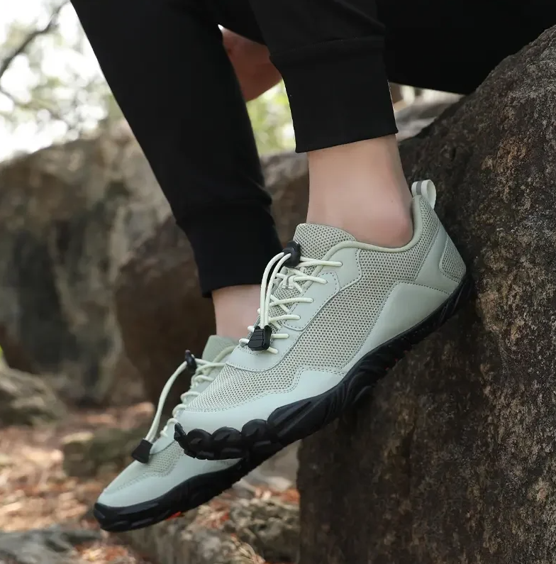 Barefoot hiking shoes for men and women