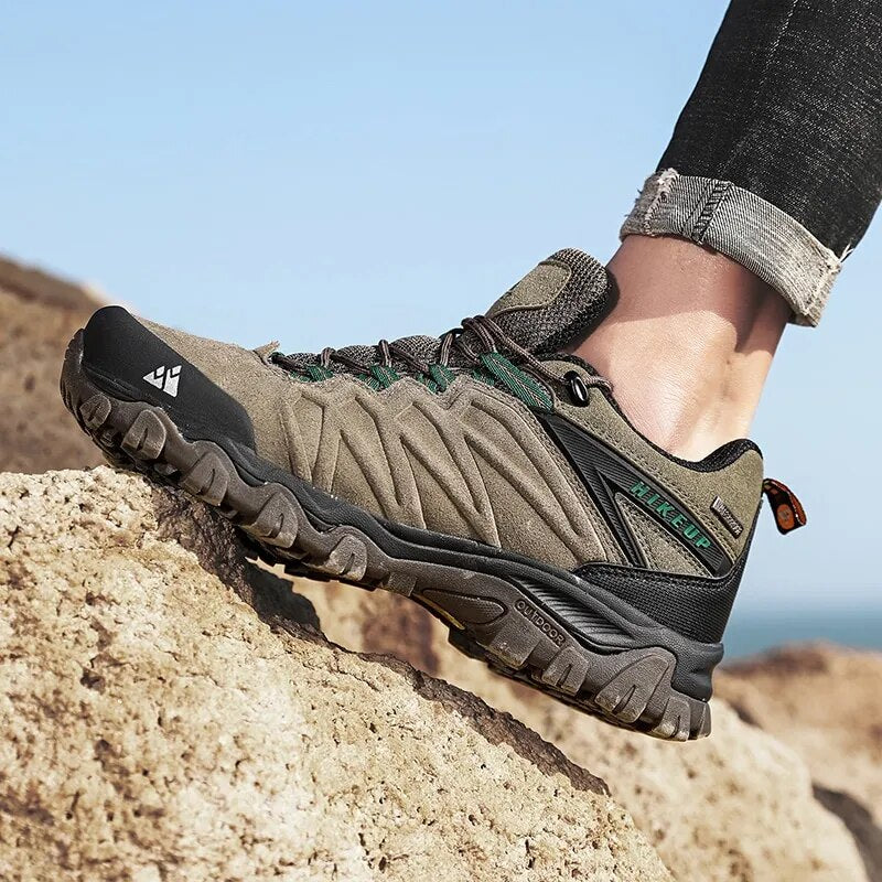 Durable Leather Hiking Shoes for Men