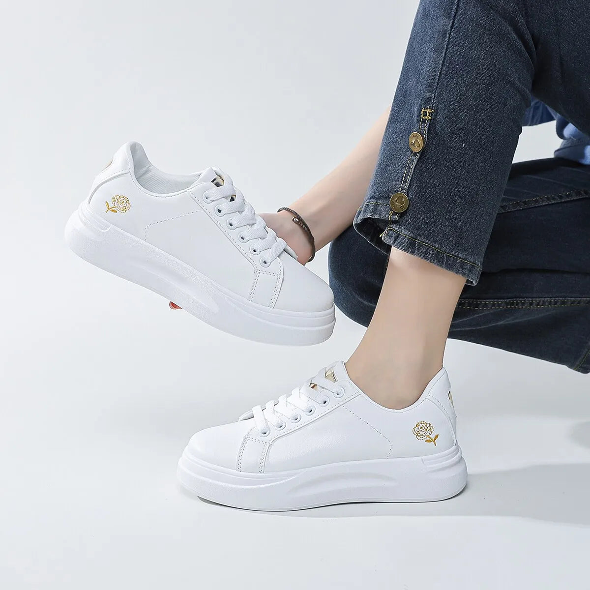 Women's Casual Lace Up Platform Sneakers