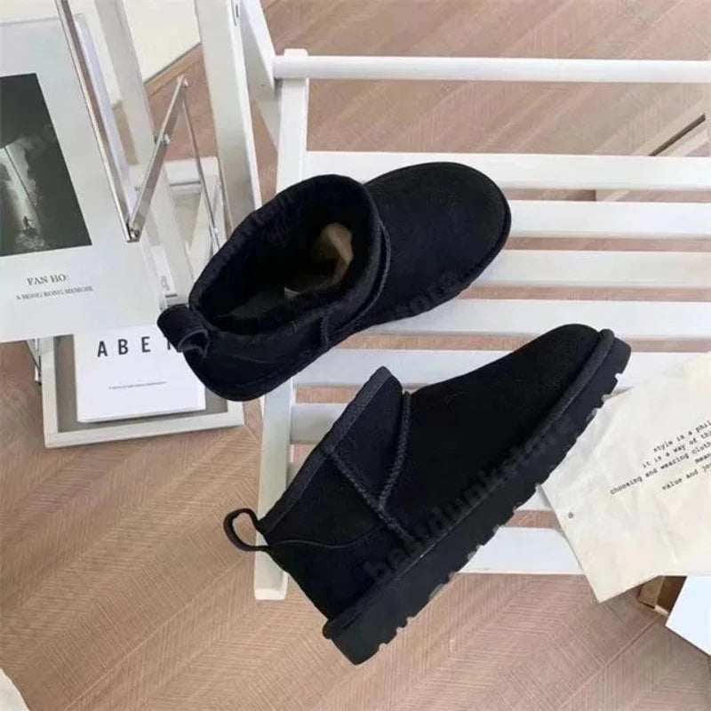 Bottes Courtes d'hiver en Suédine Doublées de Fourrure et pour Femme noir