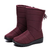 Lined and waterproof high winter boots